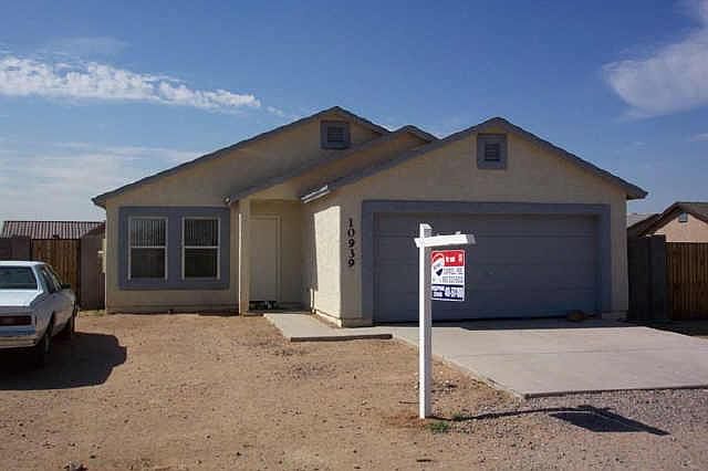 1st image of 10939 S CRESCENT Avenue