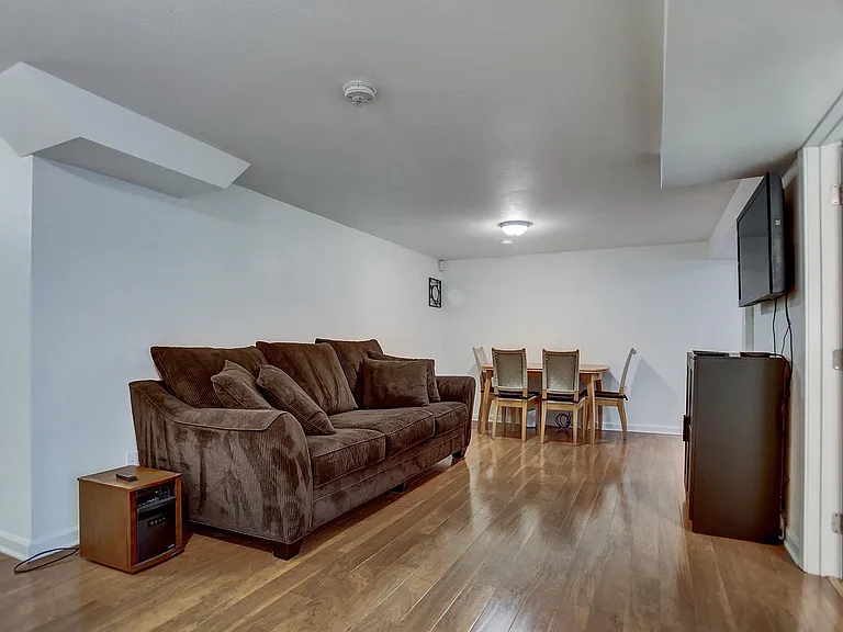 7320 SW 26th Ave #C — Photo 2