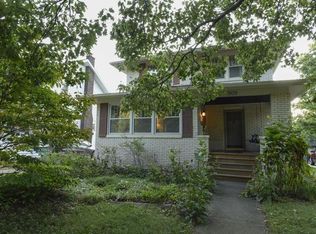 909 Broadway, Normal, IL 61761