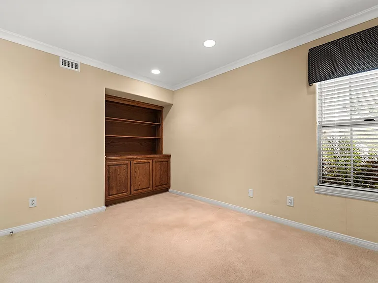 2663 Yellowwood Dr — Photo 42