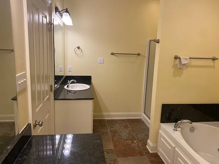 17744 Spring Creek Dr — Photo 10