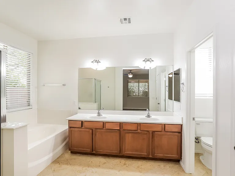 15436 W Statler Cir — Photo 9