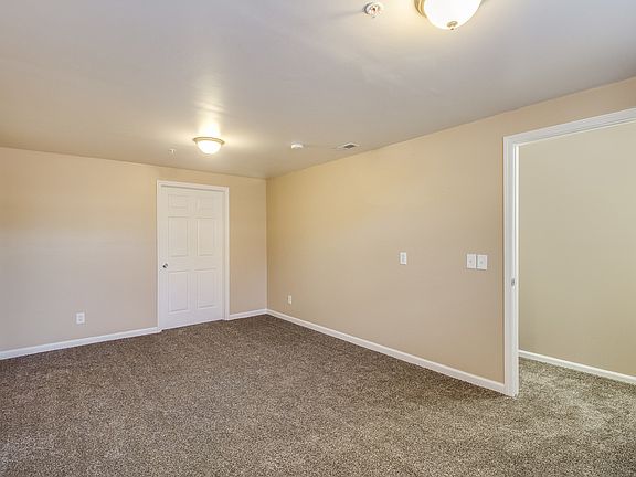 5th image of 615 Summerfield Dr