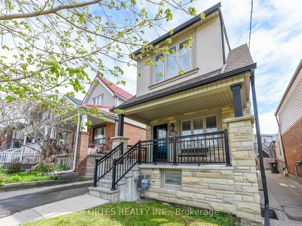 285 Gilbert Ave, Toronto, ON M6E 4W8