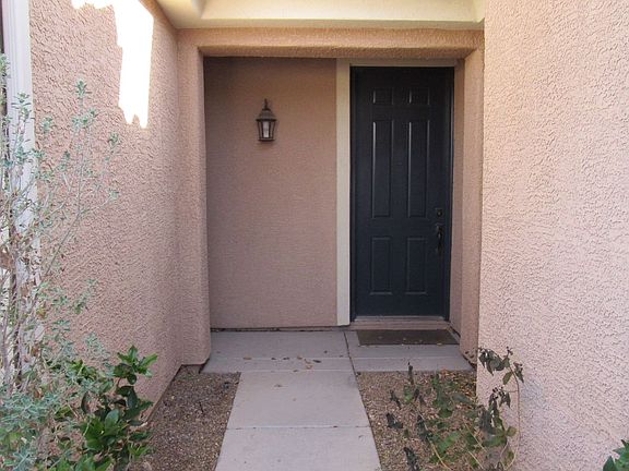 2nd image of 10610 Soaring Palm St