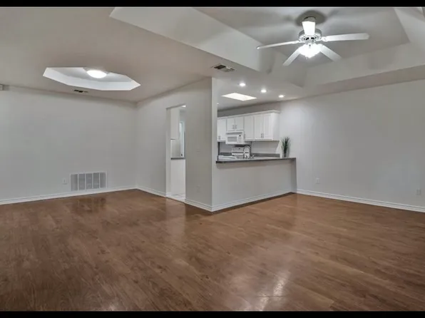 2149 Keystone Dr, New Braunfels, TX 78130