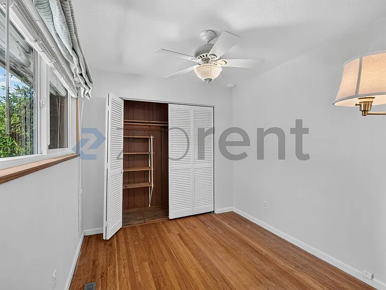648 San Lorenzo St — Photo 16