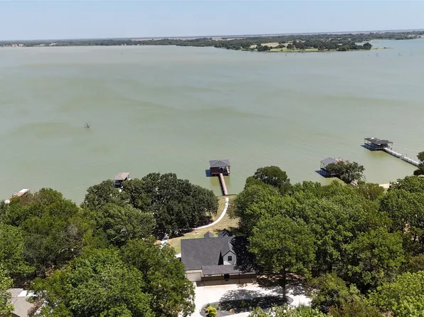 429 Meandering Way, Corsicana, TX 75109