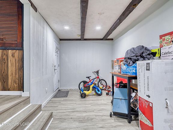 2nd image of 728 N Washington St