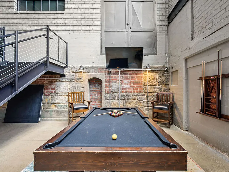 Hercules Apartments — Photo 10