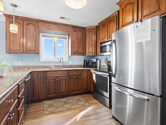 5th image of 1111 N Ocean Blvd. #305