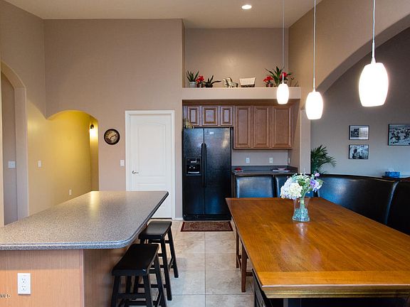 4th image of 571 W Pizzicato Ln