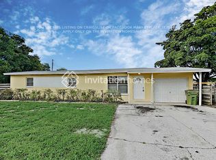 364 Henthorne Dr, Palm Springs, FL 33461