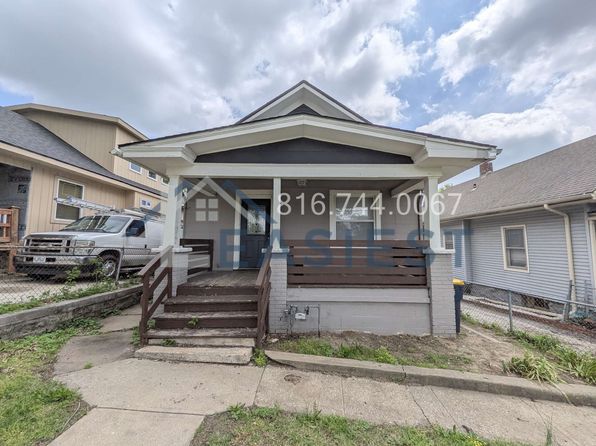 2715 Cleveland Ave