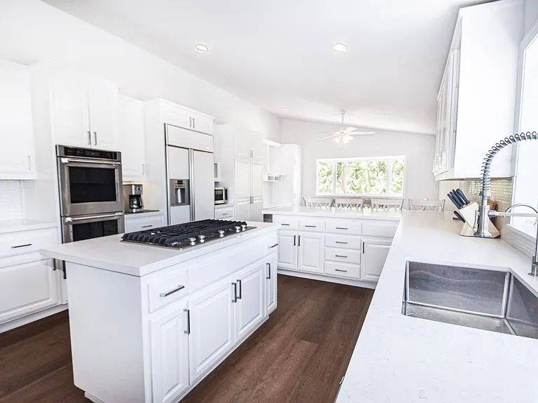 741 Guadalupe Ave — Photo 6