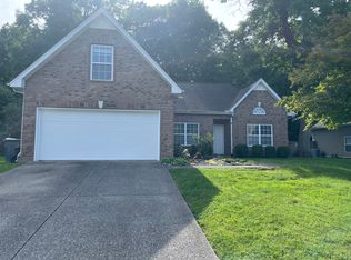 108 Foster Dr, White House, TN 37188