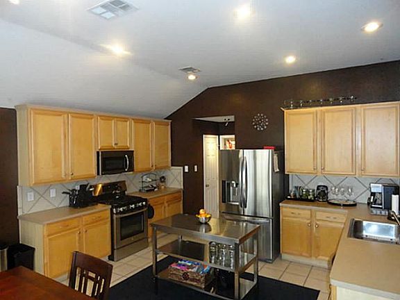 4th image of 8464 Ladina Pl