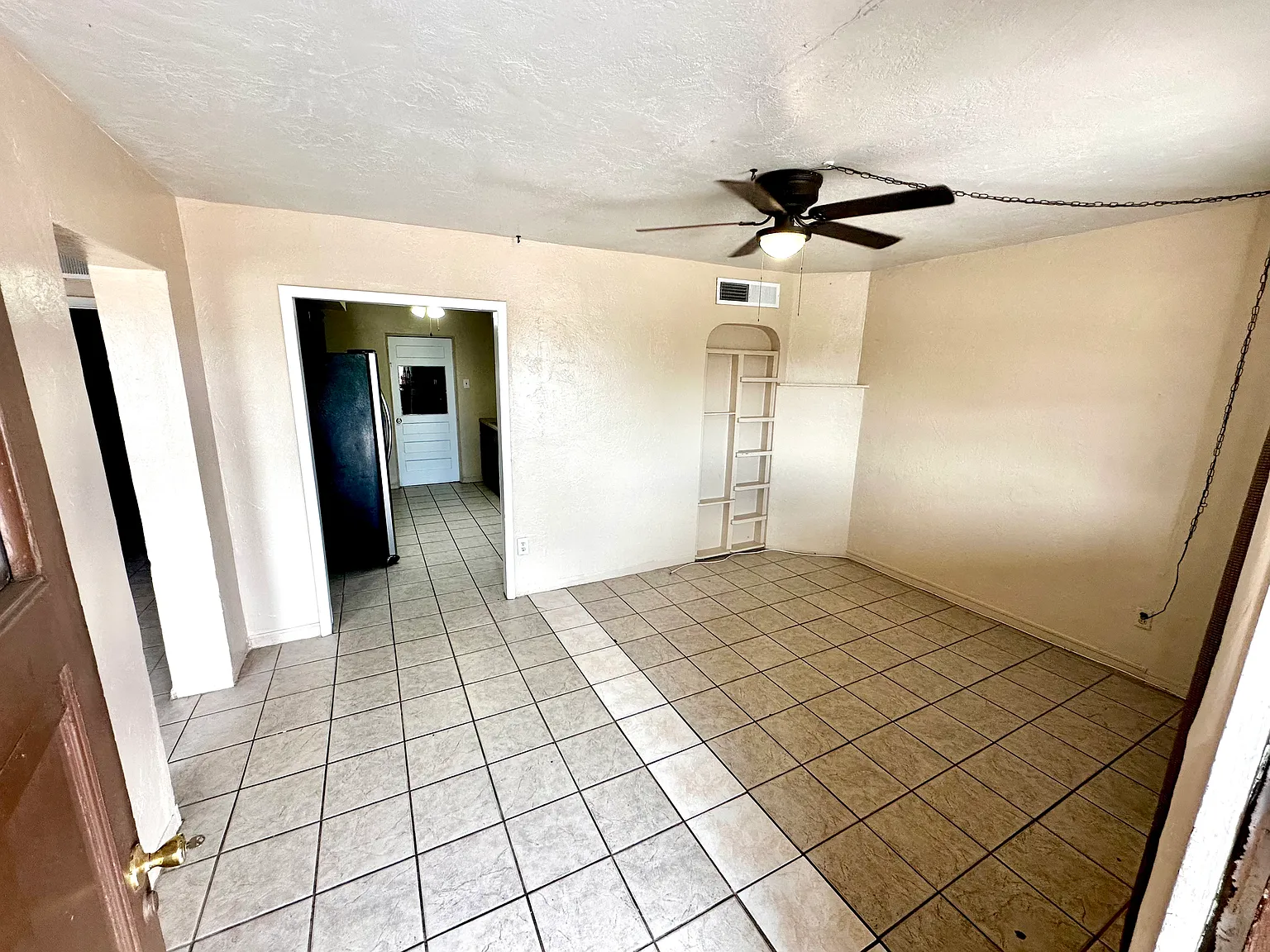 7505 Acapulco Ave — Photo 4
