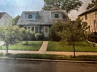 42 Greaves Ave, Staten Island, NY 10308