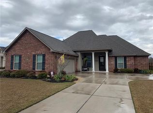 43266 Quiet Lake Dr, Hammond, LA 70403