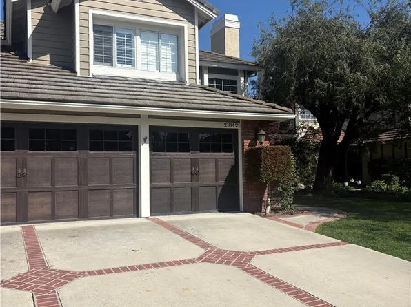 21842 Las Nubes Dr, Trabuco Canyon, CA 92679