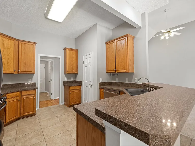 3425 Coach Lantern Ave — Photo 17