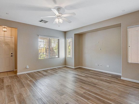 5th image of 2219 Desert Prairie St