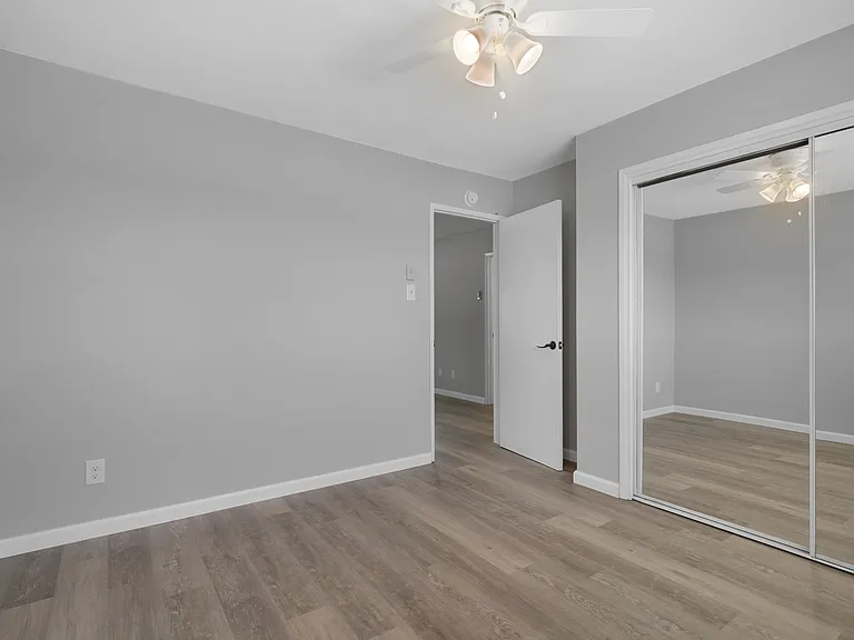 1148 El Paseo St #10 — Photo 10