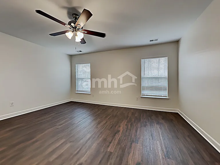 1035 Friartuck Trl — Photo 9