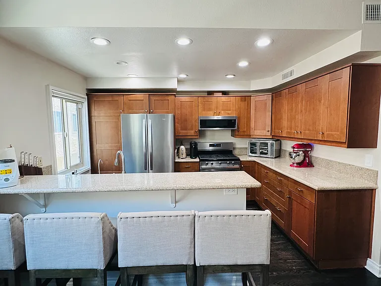 4664 Willis Ave #4 — Photo 6