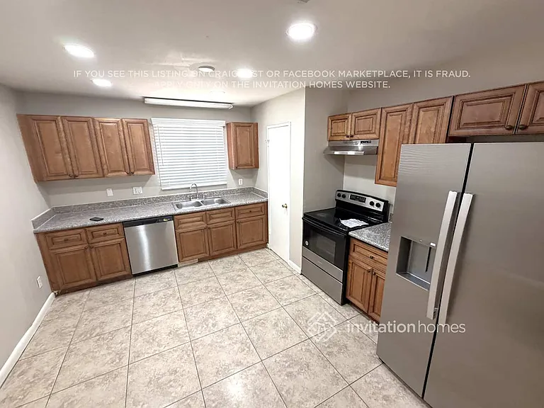5318 W Windsor Ave — Photo 5