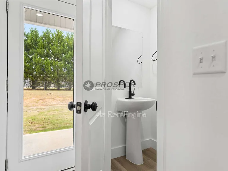 4054 Parris Bridge Rd — Photo 22