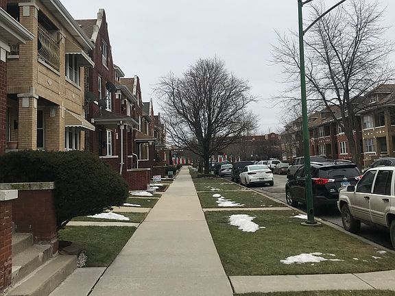 5th image of 4611 S Homan Ave