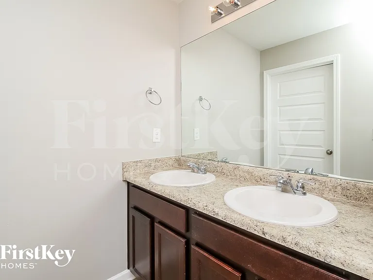 2057 Massey Ln — Photo 11