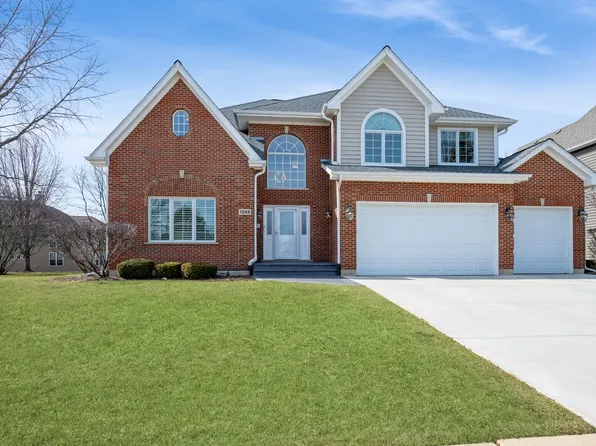 1244 N Palos Ave, Palatine, IL 60067