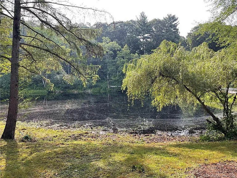 7 Smith Pond Way — Photo 3