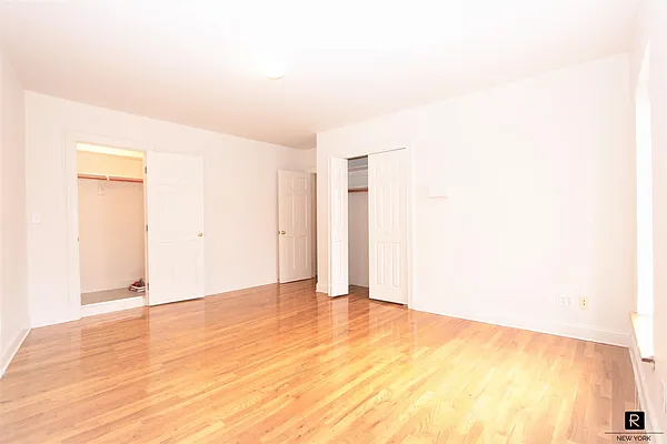 Rented by R New York | media 19