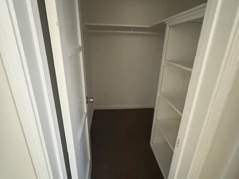 412 N San Jacinto St — Photo 1