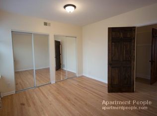 4536 W Cornelia Ave #2, Chicago, IL 60641