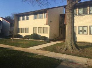 B4 Avon Dr, East Windsor, NJ
