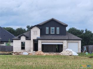 613 Golden Eagle Dr, Salado, TX 76571