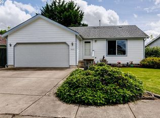 5429 Olympic Cir, Eugene, OR