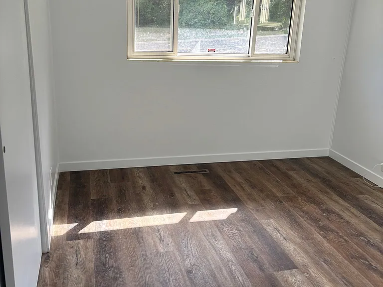 1285 N 900 E — Photo 7