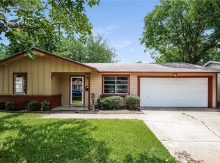 549 NW Newton Dr, Burleson, TX 76028