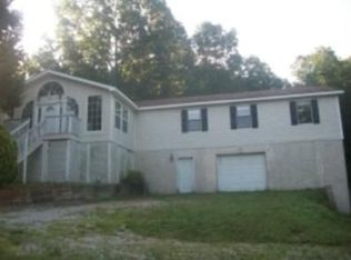 60 Rockside Ln, Ringgold, GA 30736