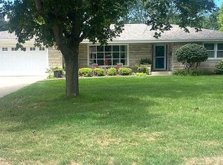 2417 Erskine Rd, Joliet, IL 60433