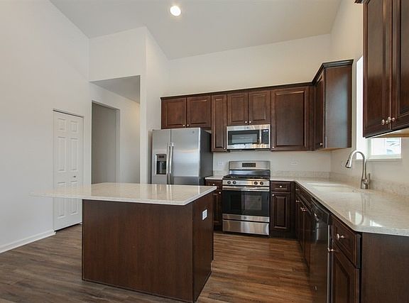 2nd image of 276 Monarch 209 Ln
