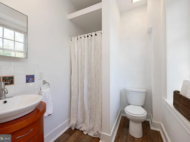 609 W Lincoln Hwy — Photo 20