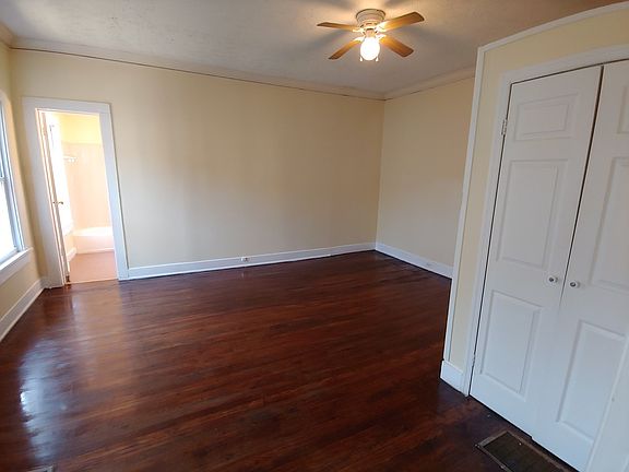 4th image of 980 Harte Dr SW APT 1