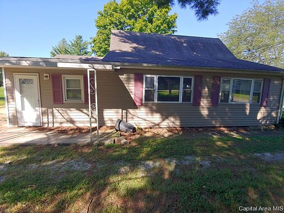2nd image of 325 W Breckenridge St